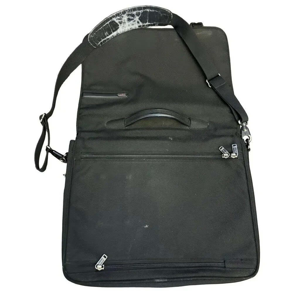 TUMI Alpha 26193D4 Laptop Briefcase Messenger Bag Black Shoulder Strap work bag